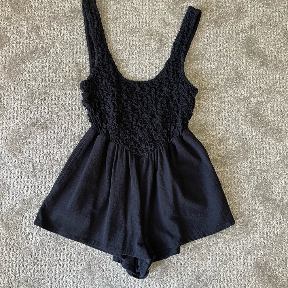 EUC Women's Free People Juliette Smoked Romper size XS in Back - Picture 2 of 9